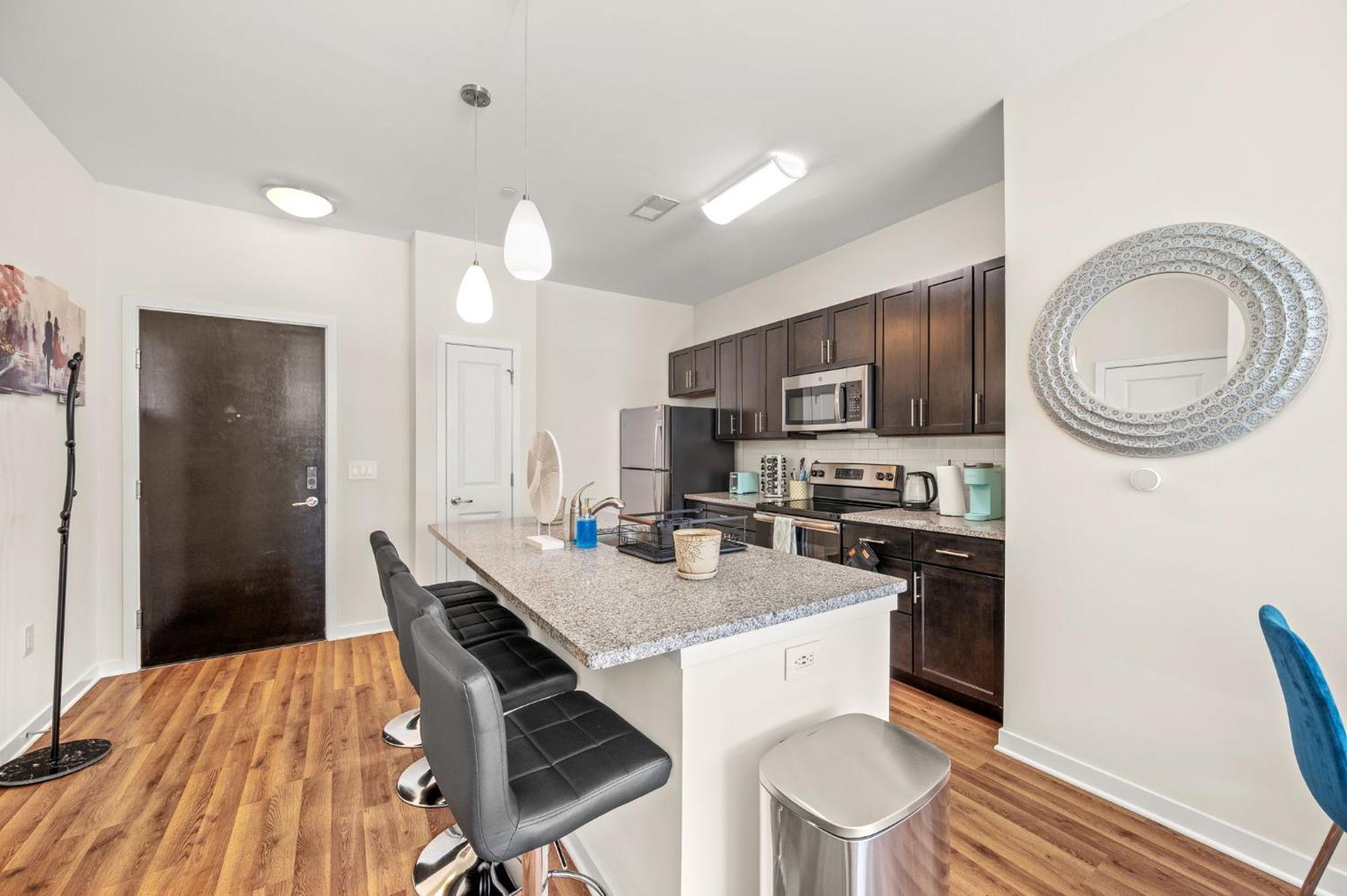 Apartment New! Luxury With Pool, Roof Deck, Fitness Center, King Bed Philadelphia