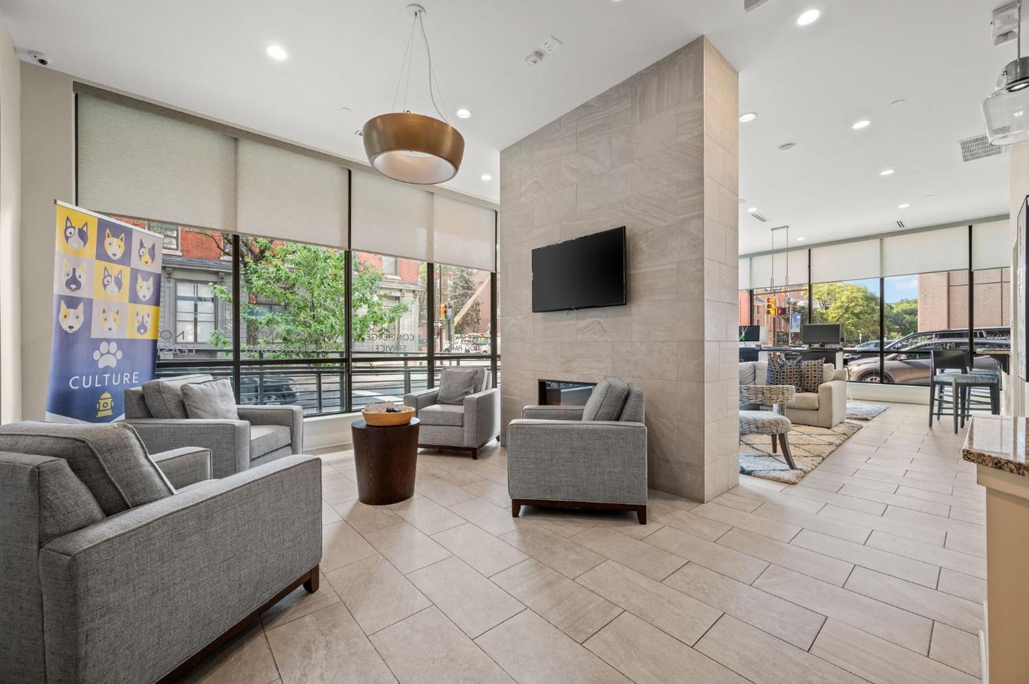 Apartment New! Luxury With Pool, Roof Deck, Fitness Center, King Bed Philadelphia