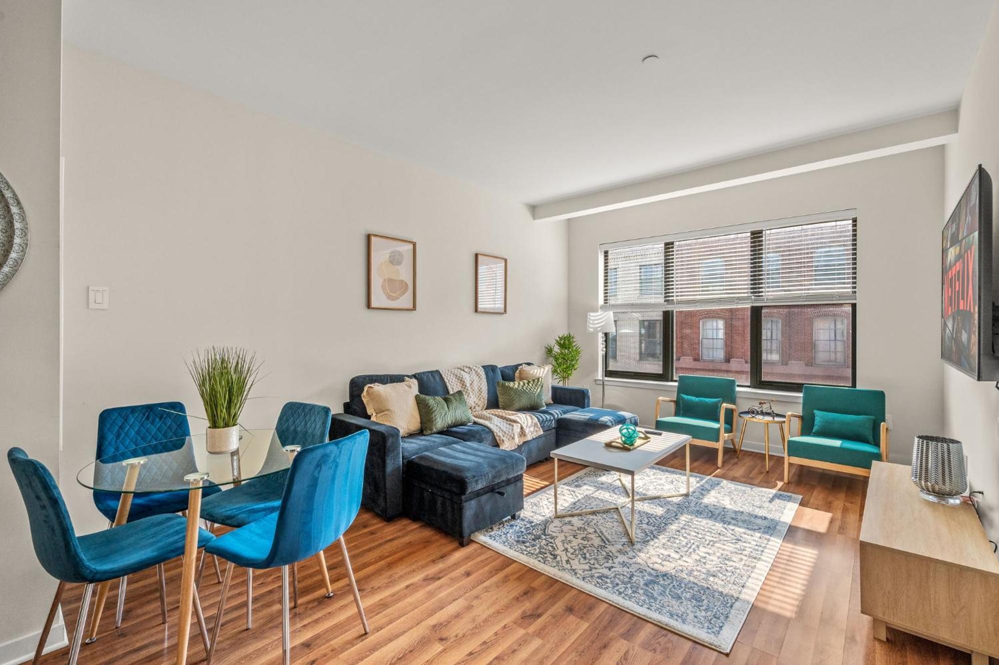 Apartment New! Luxury With Pool, Roof Deck, Fitness Center, King Bed Philadelphia